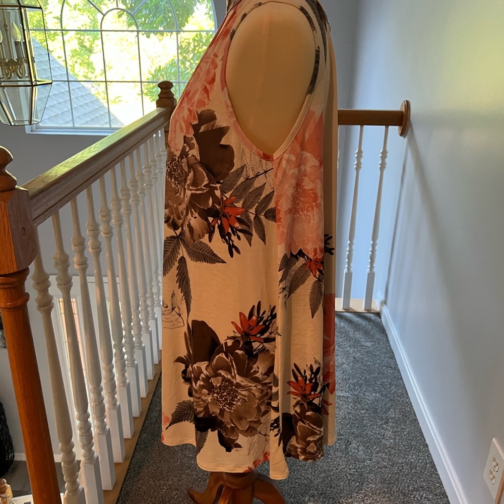 Trapeze Dress - Picture 4 of 8